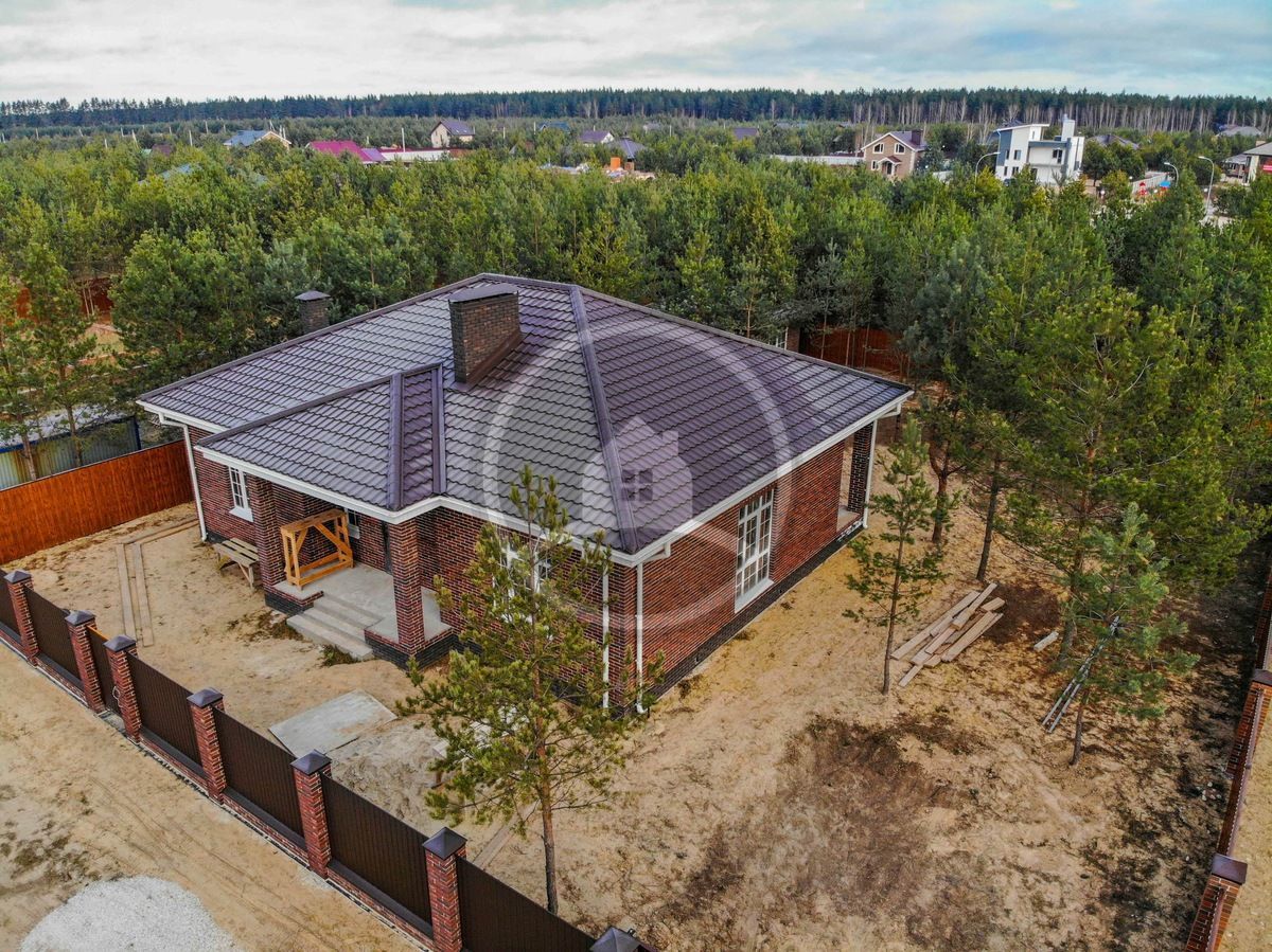 Металлочерепица квинта плюс 0,45 PE RR 32 темно-коричневый