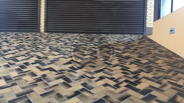 , trotuarnaya_plitka, sero_bezhevyy, landshaftnyy_dizayn