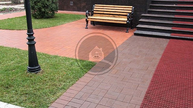 , trotuarnaya_plitka, korichnevyy, landshaftnyy_dizayn