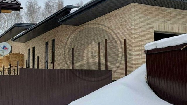 , grand_line, perel, tandem, vodostochnye_sistemy, oblitsovochnyy_kirpich, sofity, tsvetnye_kladochnye_smesi, bezhevyy, chernyy, dom