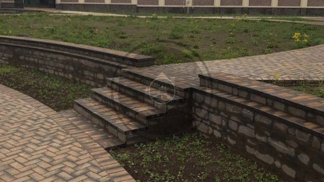 , trotuarnaya_plitka, sero_bezhevyy, landshaftnyy_dizayn