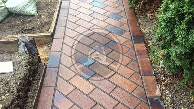 , stroeher, trotuarnaya_plitka, korichnevo_krasnyy, landshaftnyy_dizayn