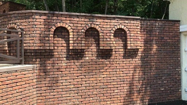 , bogandinskiy, oblitsovochnyy_kirpich, bavarskaya_kladka, zabor