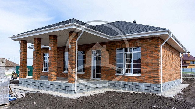 , krasnaya_gvardiya, oblitsovochnyy_kirpich, bavarskaya_kladka, dom