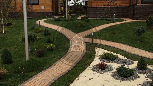 , trotuarnaya_plitka, bezhevo_zheltyy, landshaftnyy_dizayn