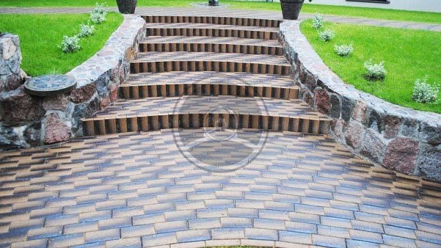 , trotuarnaya_plitka, sero_bezhevyy, landshaftnyy_dizayn